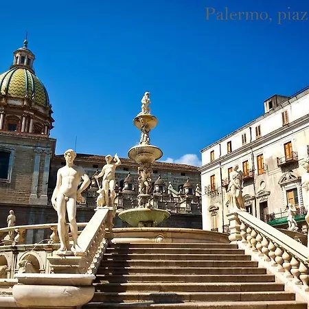 Casa Adriana * チェファル